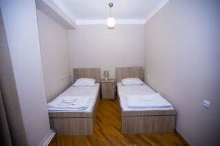 Хостелы Sweet Sleep hostel Ереван Двухместный номер с 2 отдельными кроватями-10